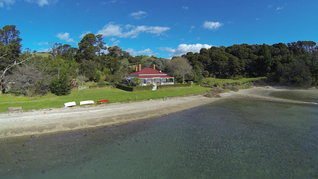 Oakura Bay Villa - Stay Waiheke Te Whau Bay Eksteriør bilde