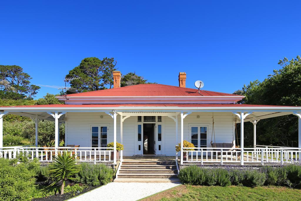 Oakura Bay Villa - Stay Waiheke Te Whau Bay Eksteriør bilde