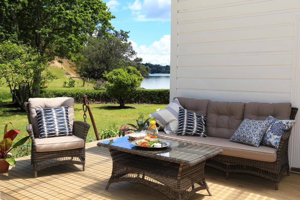 Oakura Bay Villa - Stay Waiheke Te Whau Bay Eksteriør bilde