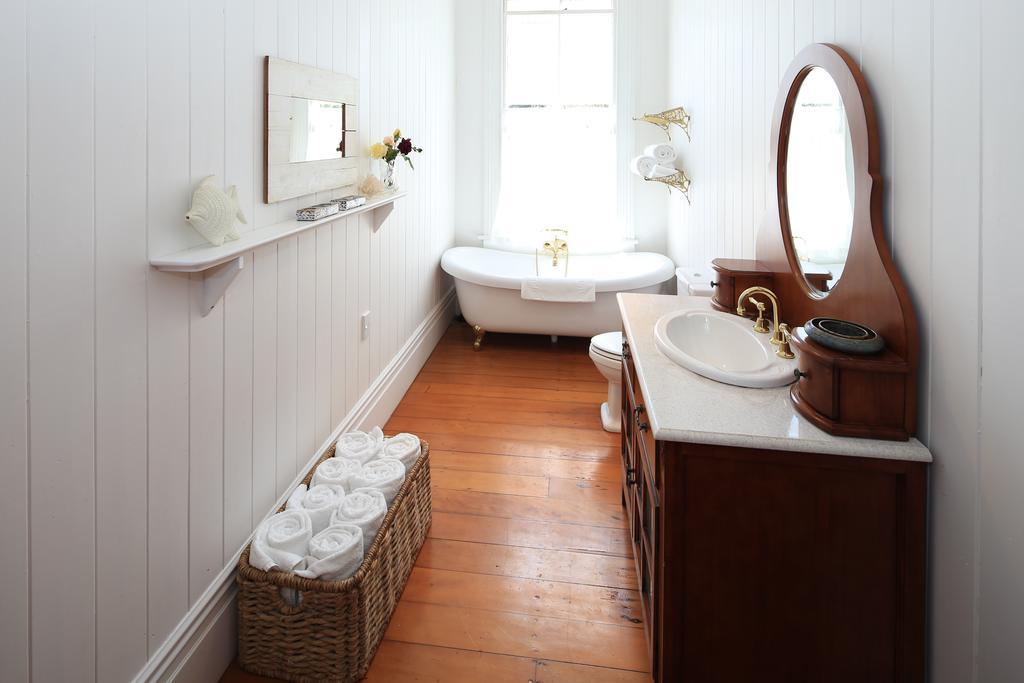 Oakura Bay Villa - Stay Waiheke Te Whau Bay Eksteriør bilde