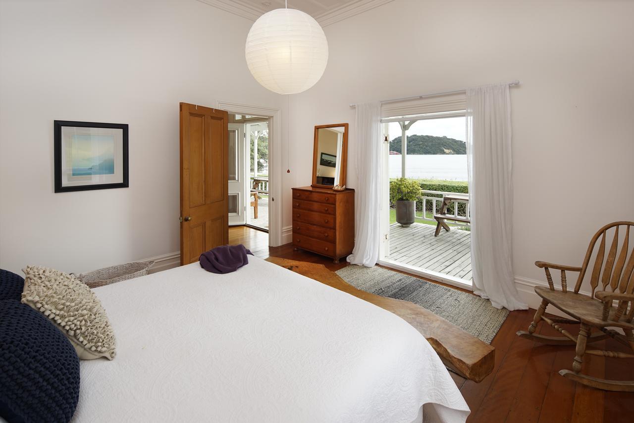 Oakura Bay Villa - Stay Waiheke Te Whau Bay Eksteriør bilde